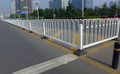 道路護(hù)欄 道路護(hù)欄